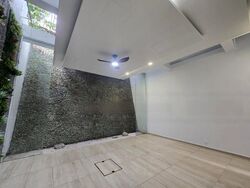Cairnhill Road (D9), Terrace #462772561